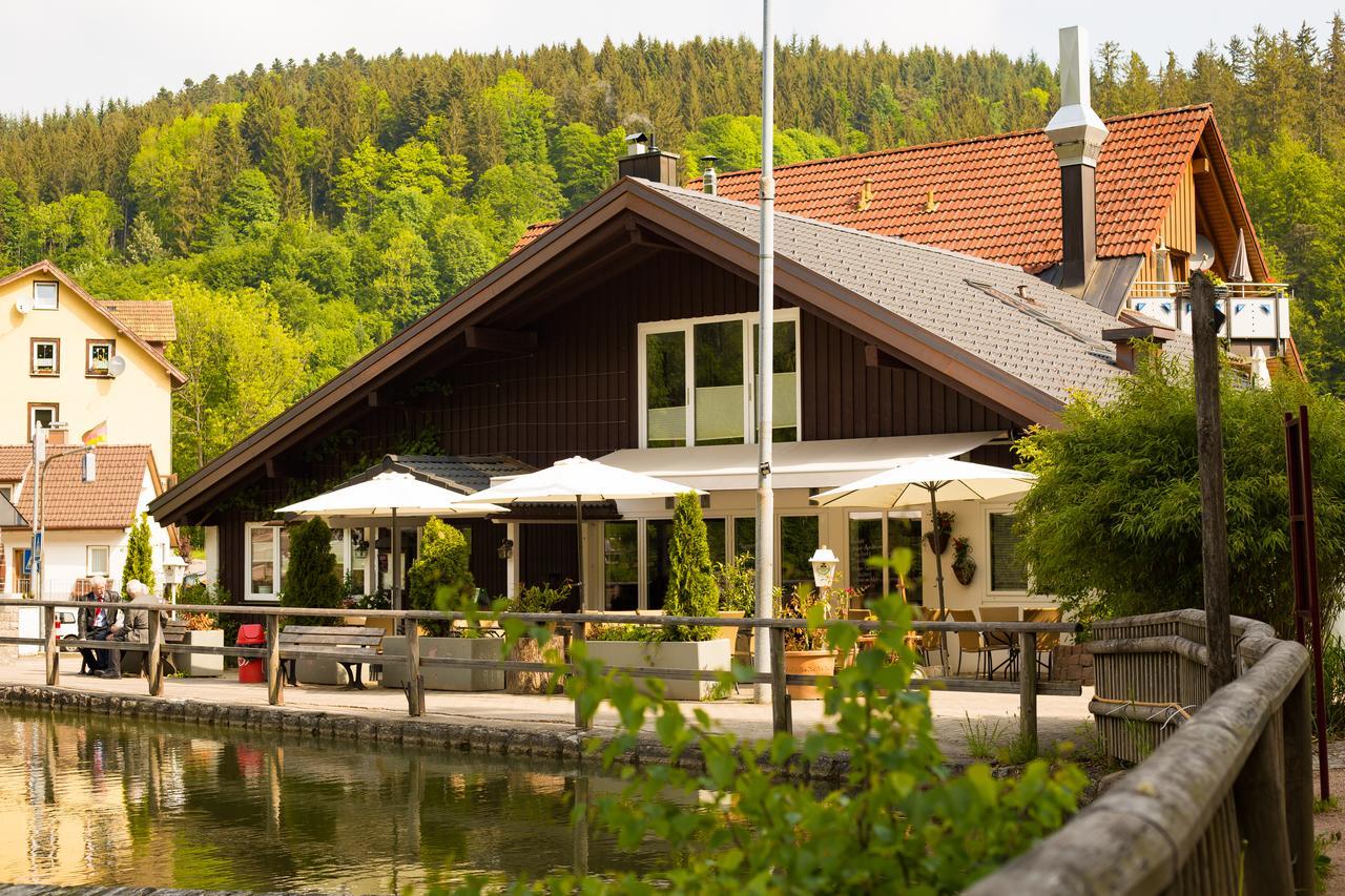 Self-Check-In Ferienwohnungen & Apartments Am Bergsee 트리베르크 외부 사진